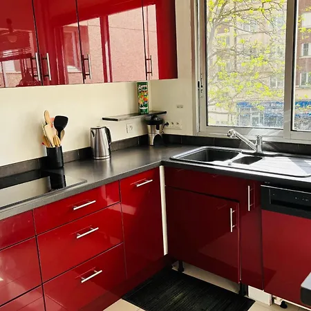 2 Pieces De 60m2 Centercharras דירה קורבוו